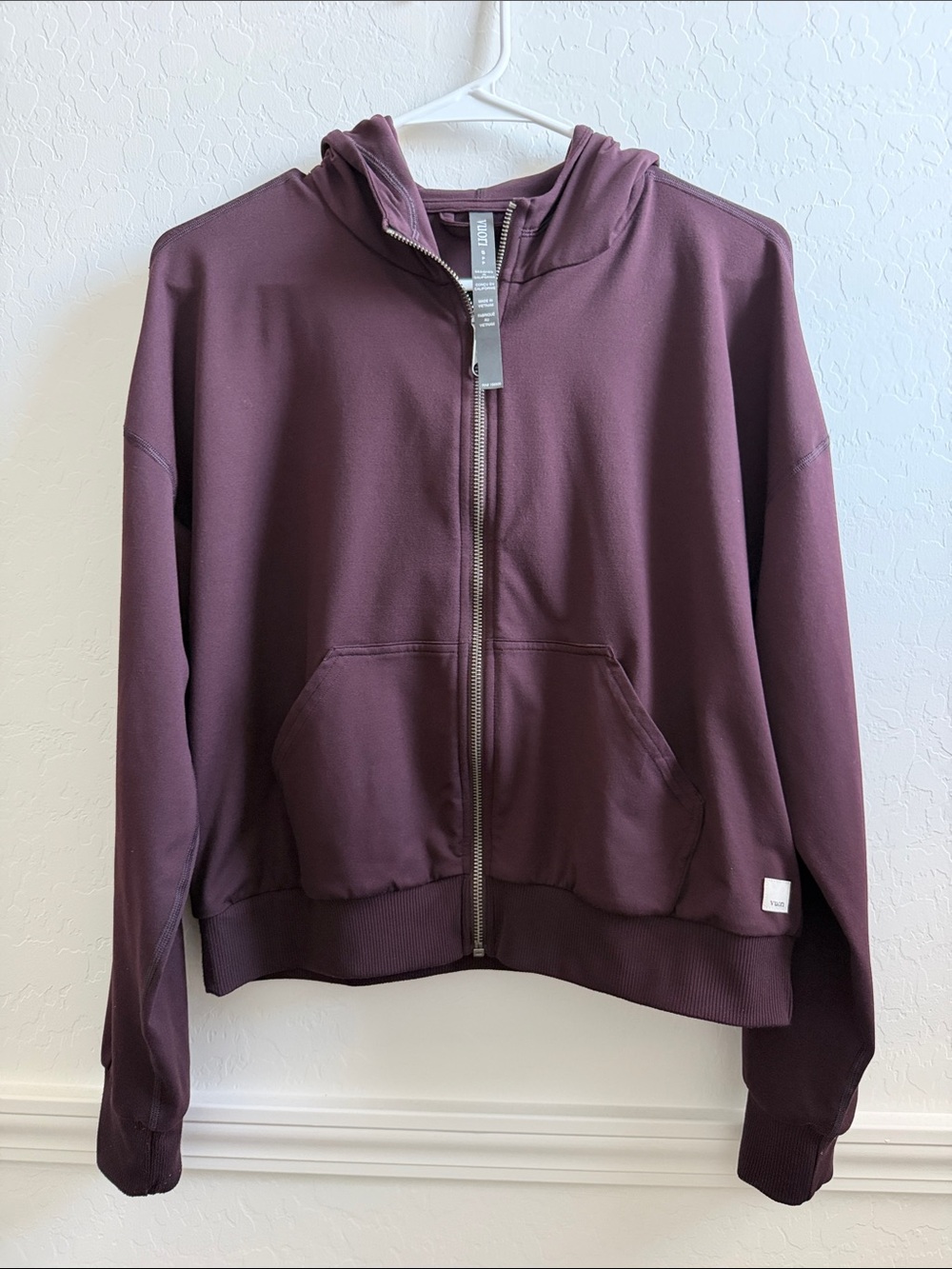 Vuori Halo Modern Full Zip Hoodie Raisin Size Small - Picture 4 of 9